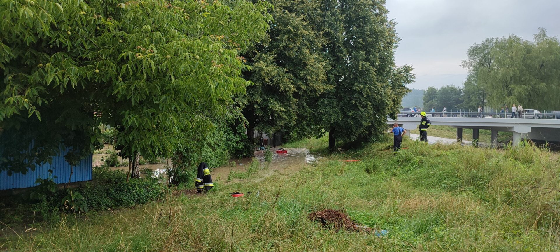 powódź błyskawiczna w Nowym Sączu; skrzyżowanie Barska - Witosa