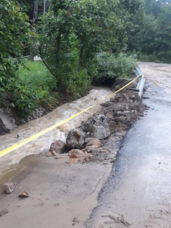 Rożnów po burzy. Powódź