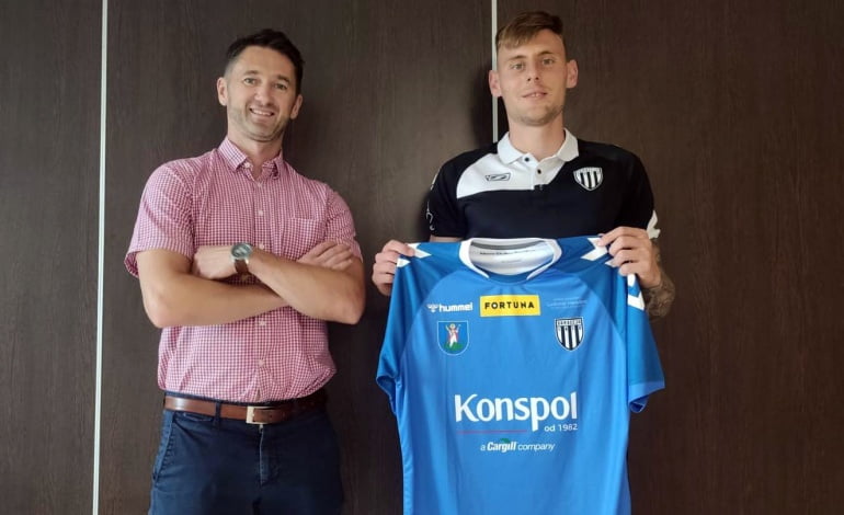 Na zdjęciu Dawid Wolny (z prawej). Fot. Sandecja.pl