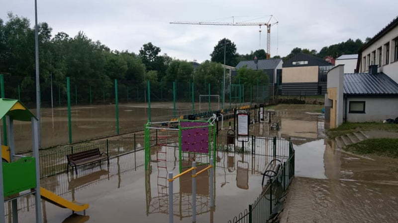 Nawałnice i powódź w gminie Korzenna