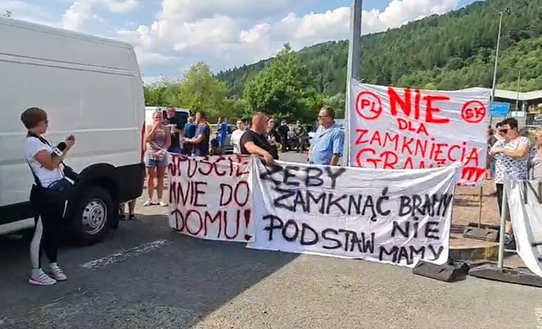 protest w Leluchowie