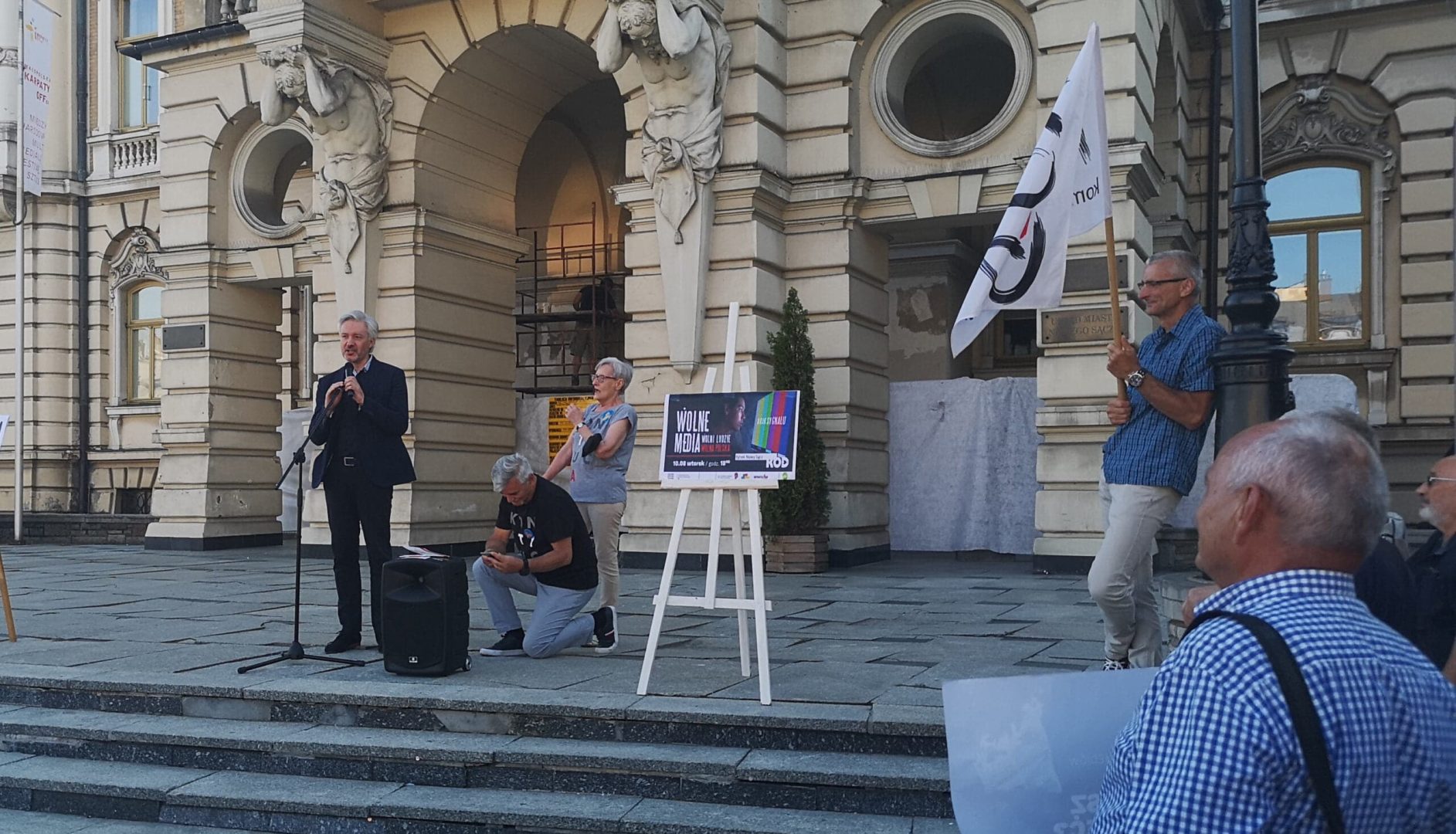 Demonstracja przeciwko LEX TVN w Nowym Sączu