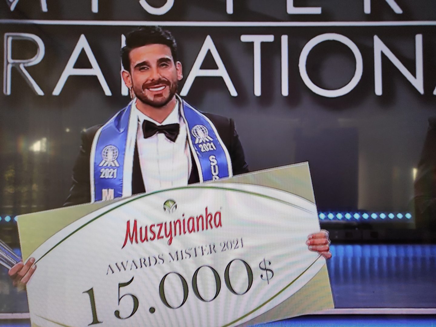 Mister Supranational 2021