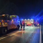 Wypadek autobusu i Toyoty w Witowicach Górnych. Nie żyje 48-latek i 51-latek, LPR