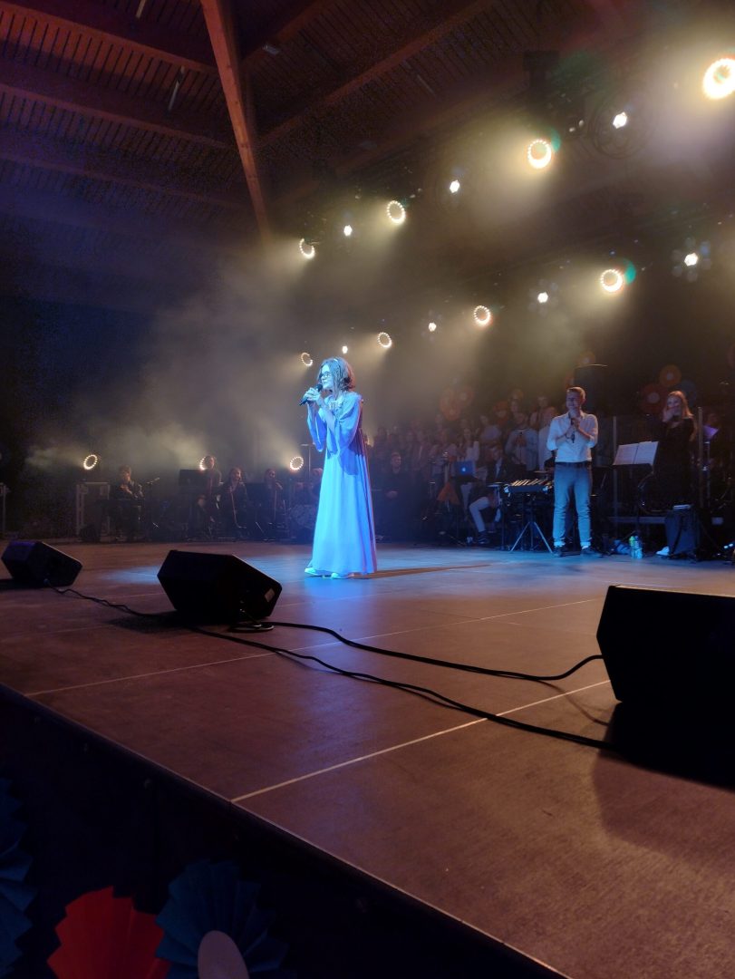 ROBIMY COŚ WIĘCEJ KONCERT DLA MILENY SMAJDOR