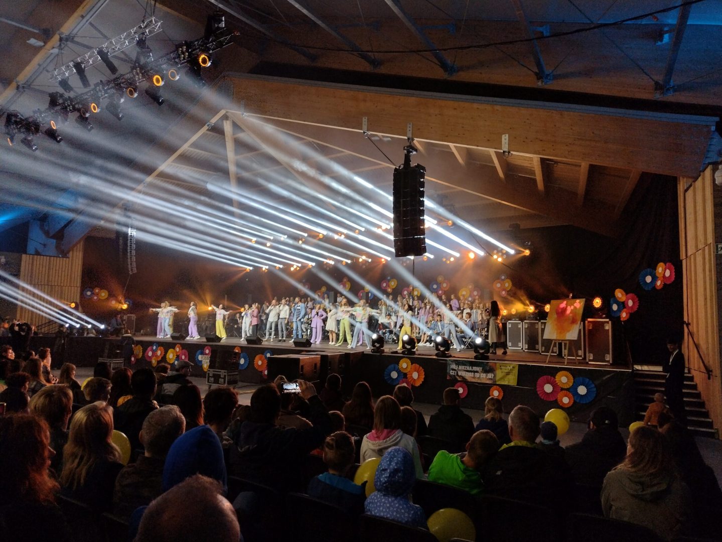 ROBIMY COŚ WIĘCEJ KONCERT DLA MILENY SMAJDOR