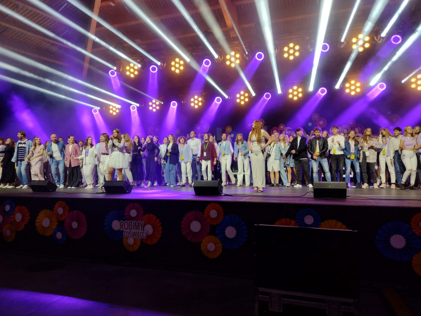 ROBIMY COŚ WIĘCEJ KONCERT DLA MILENY SMAJDOR