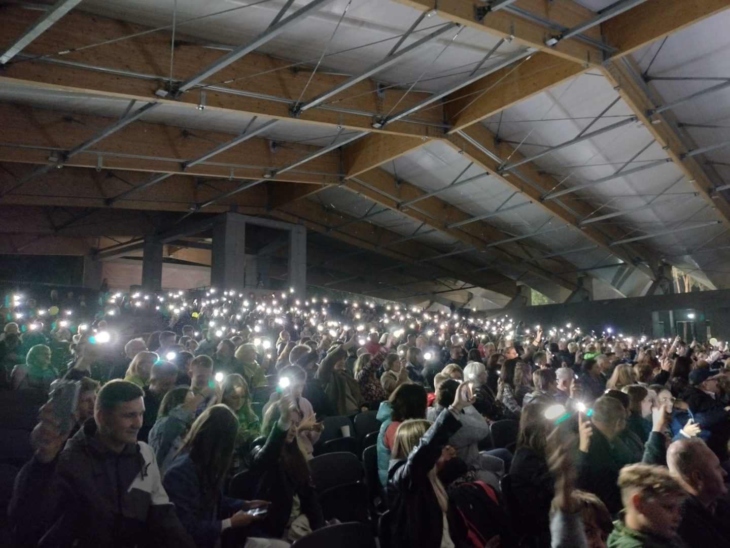 ROBIMY COŚ WIĘCEJ KONCERT DLA MILENY SMAJDOR