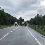 Wypadek autobusu i Toyoty w Witowicach Górnych. Nie żyje 48-latek i 51-latek, LPR