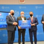 Przekazanie symbolicznych czeków dla samorządowców - 23.09.2021