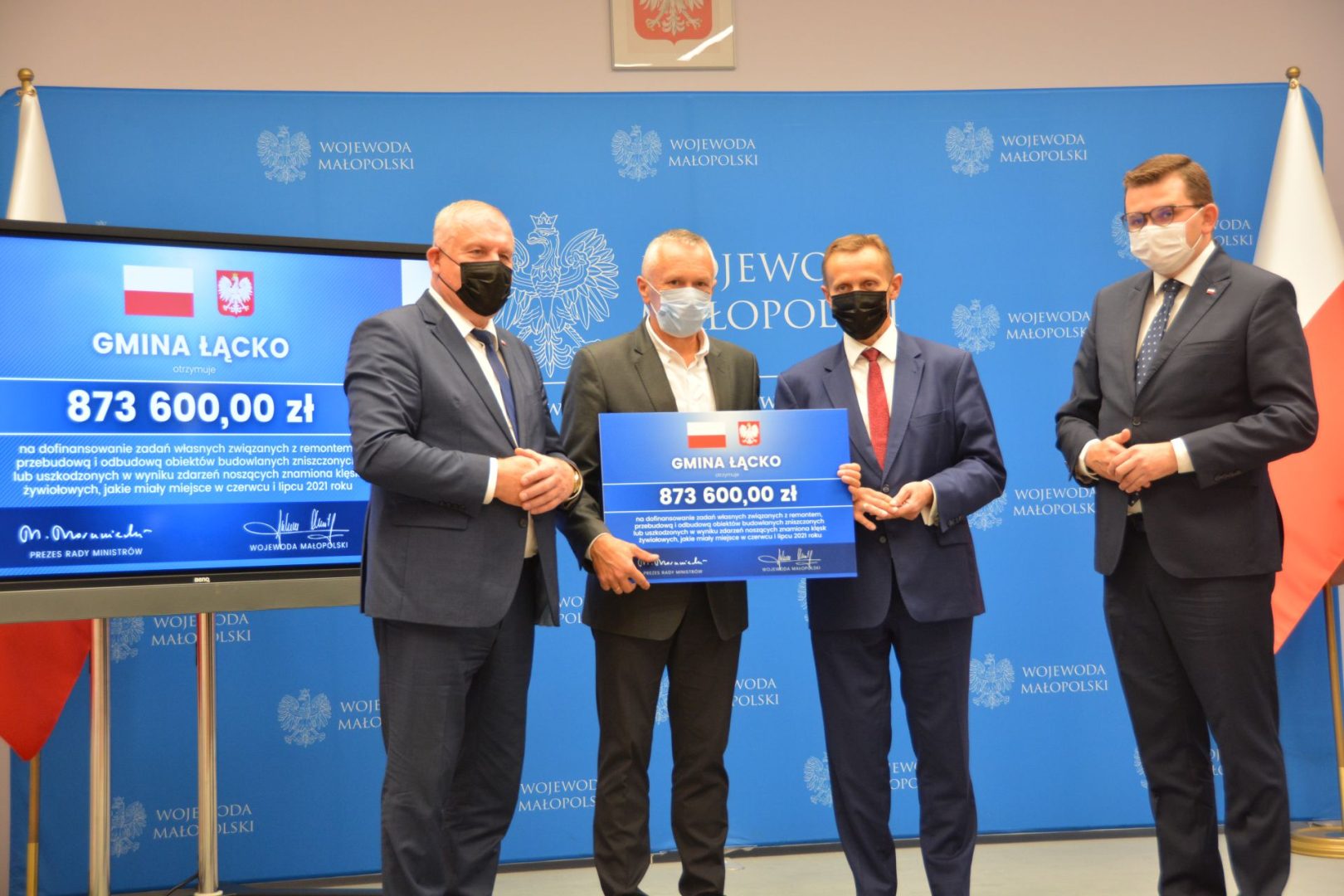 Przekazanie symbolicznych czeków dla samorządowców - 23.09.2021