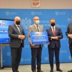 Przekazanie symbolicznych czeków dla samorządowców - 23.09.2021