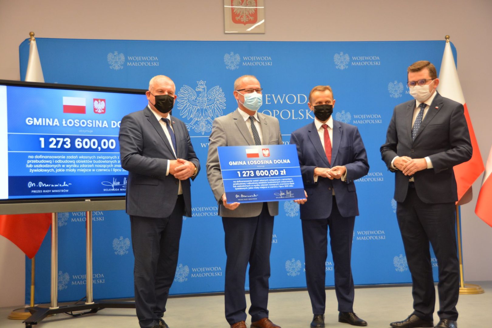 Przekazanie symbolicznych czeków dla samorządowców - 23.09.2021