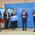 Przekazanie symbolicznych czeków dla samorządowców - 23.09.2021