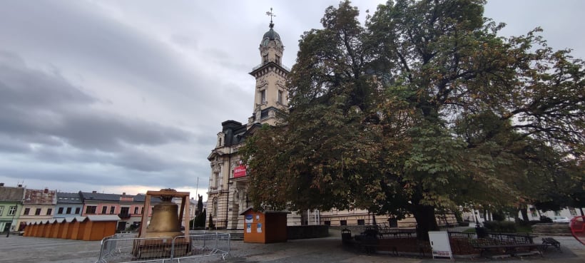 Replika dzwonu Zygmunt w Nowym Sączu