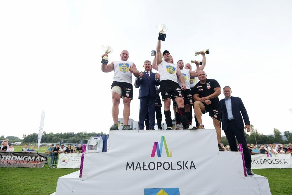 Mistrz Polski Strongman 2021, Podegrodzie, Mariusz Pudzianowski. Marszałek Witold Kozłowski (10)