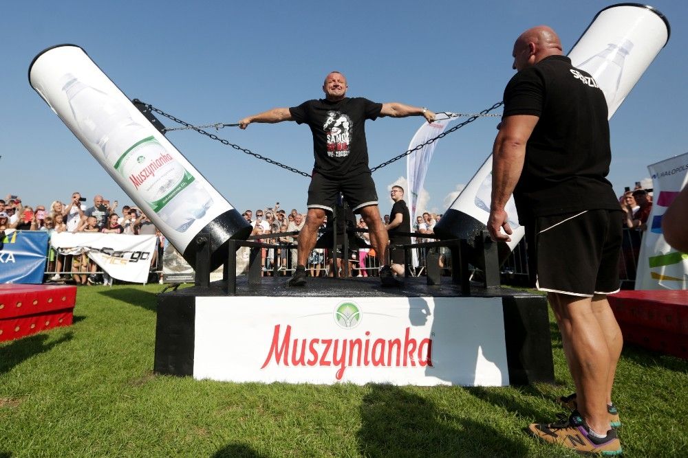 Mistrz Polski Strongman 2021, Podegrodzie, Mariusz Pudzianowski. Marszałek Witold Kozłowski (10)