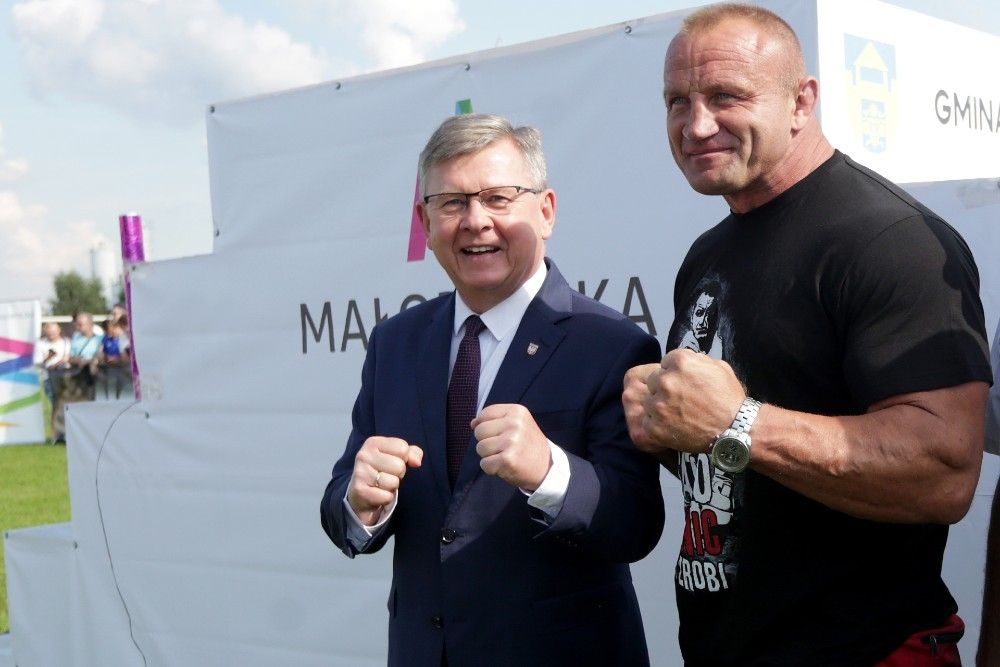Mistrz Polski Strongman 2021, Podegrodzie, Mariusz Pudzianowski. Marszałek Witold Kozłowski (10)