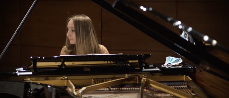 Sądeczanka Aleksandra Świgut gra w XVIII Międzynarodowym Konkursie Pianistycznym im. Fryderyka Chopina!