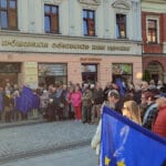 Antyrządowa demonstracja w Nowym Sączu, protest w obronie obecności Polski w UE