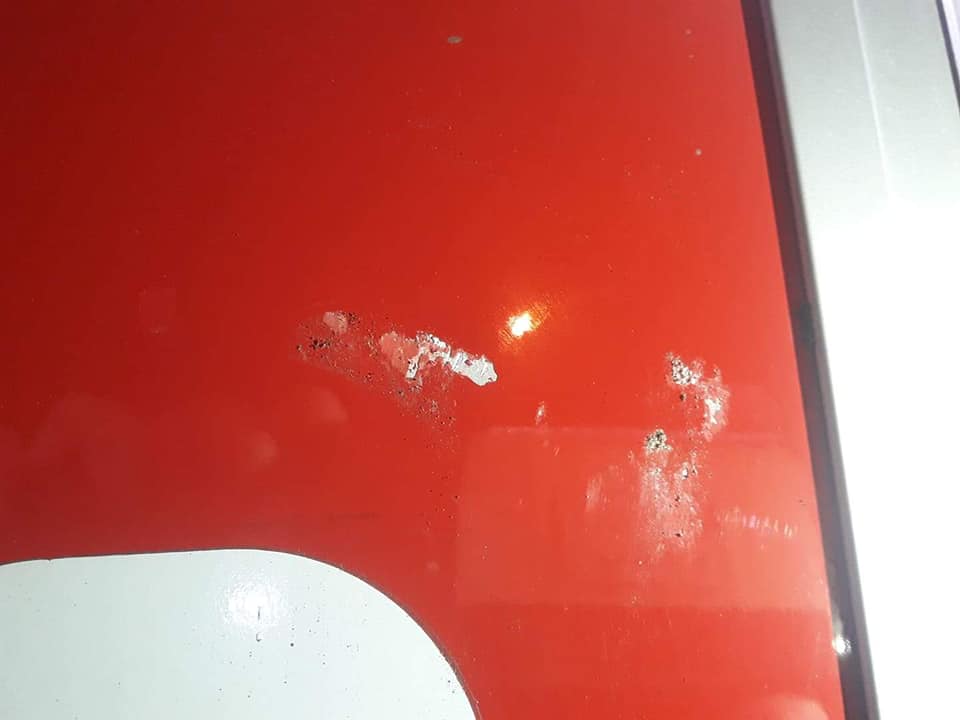 OSP Łososina Górna, interwencja, obrzucanie kamieniami