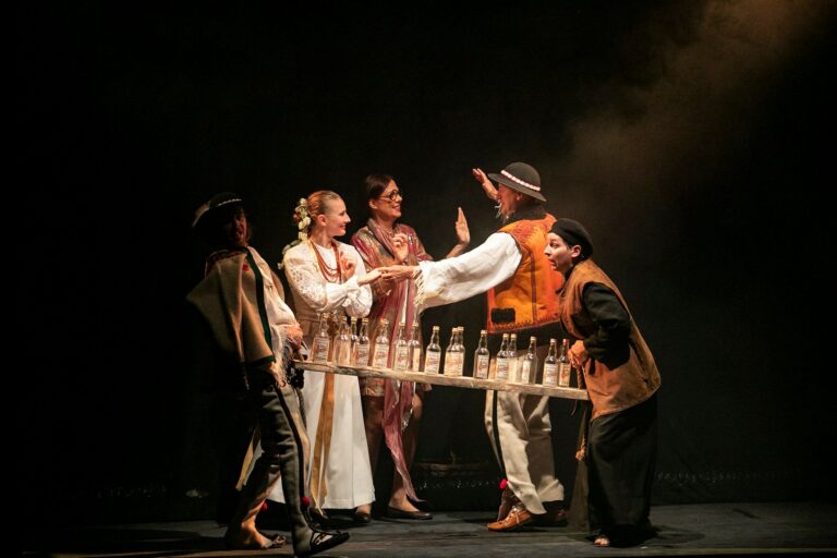 Nowy Sącz: teatr dla widzów, którzy mają minimum 16 lat…