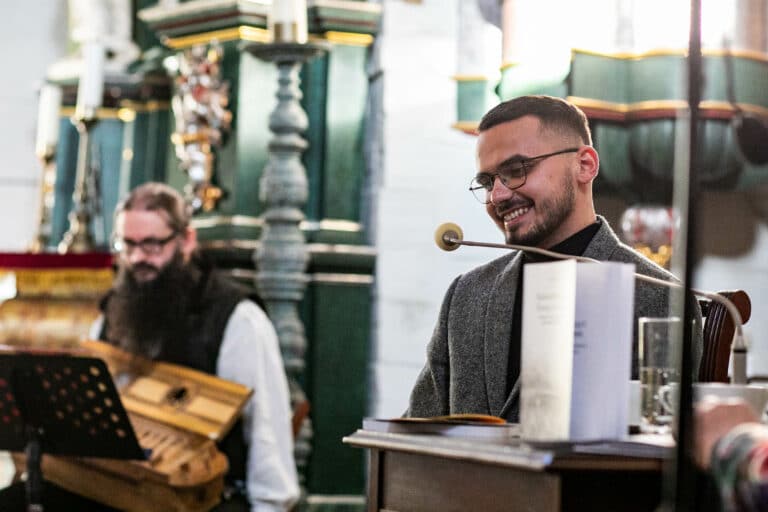 „Łańcuch łączący Ziemię z Niebem…”. Promocja książki Kamila Basty