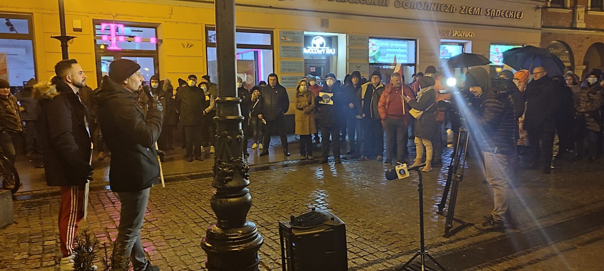 Protest przeciwko lex TVN Nowy Sącz