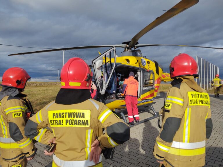 Wypadek w szkole w Siołkowej. 9-latek transportowany przez śmigłowiec
