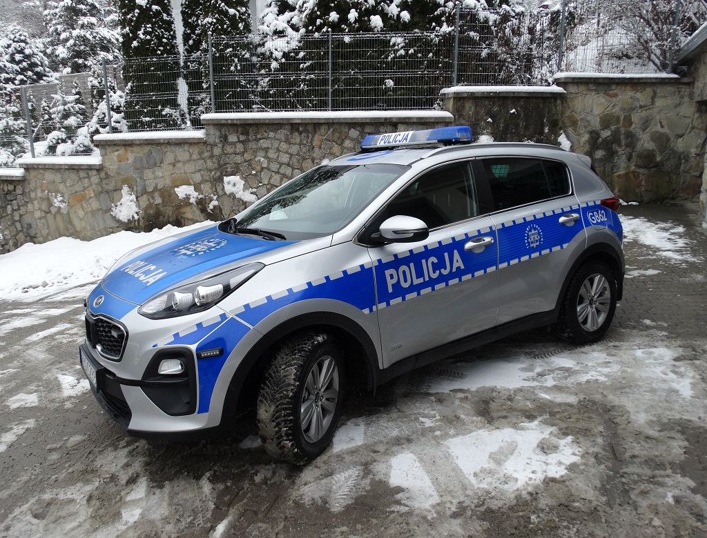 nowy radiowóz krynickiej Policji