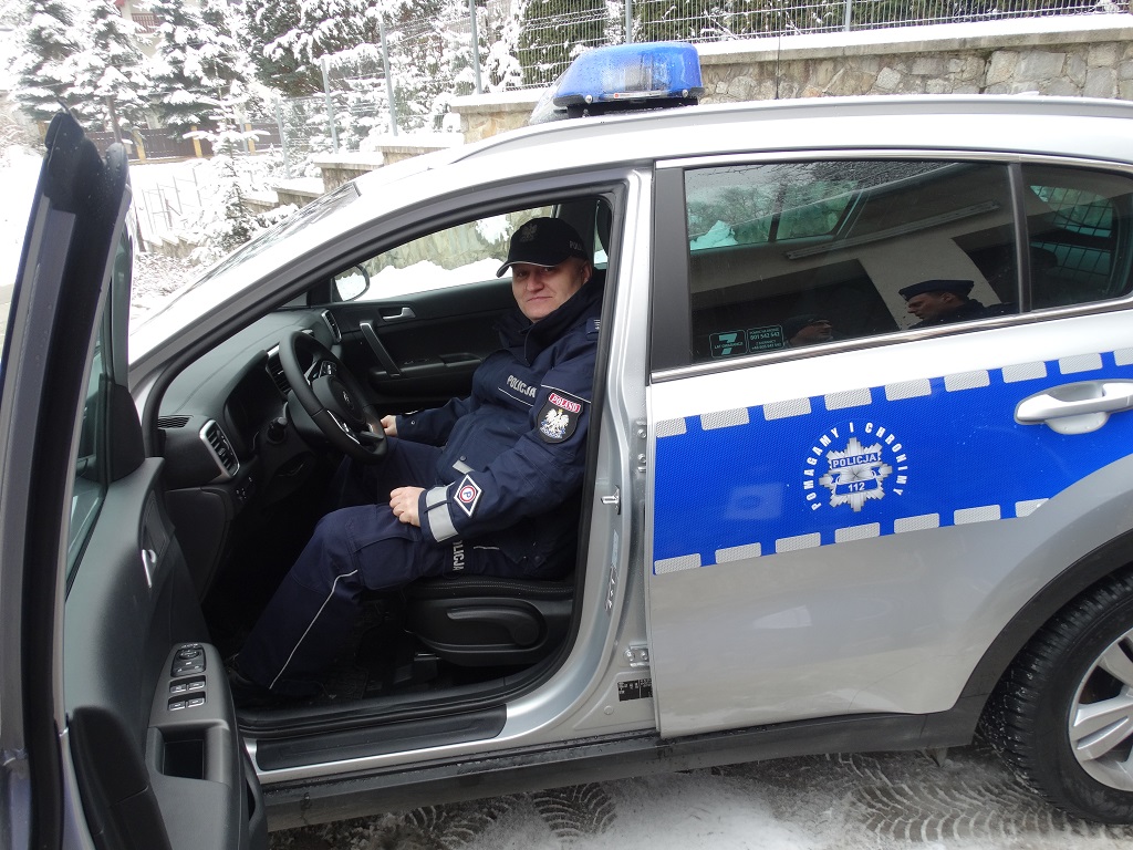 nowy radiowóz krynickiej Policji
