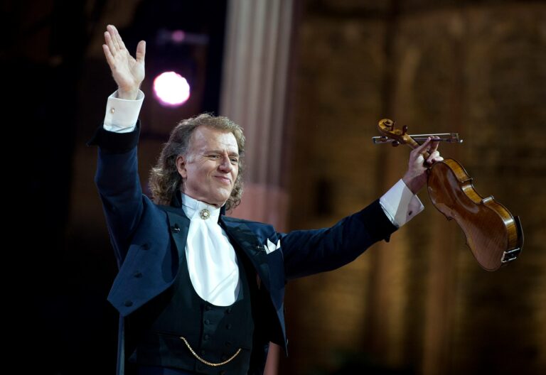 MCK Sokół wyemituje dwa koncerty noworoczne maestro ANDRÉ RIEU