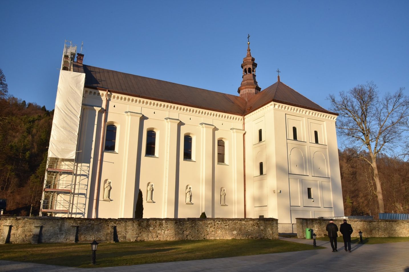 kościół pw. św. Józefa Oblubieńca NMP w Muszynie, marszałek Witold Kozłowski, renowacja, Muszyny
