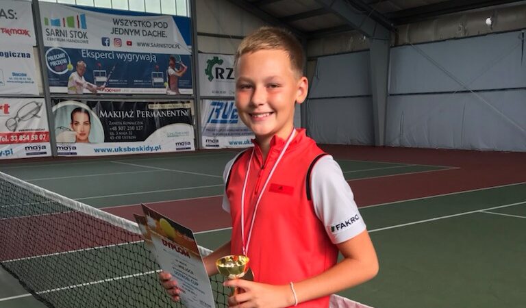 Sądeczanin Wiktor Jeż w Luksemburgu na turnieju Tennis Europe
