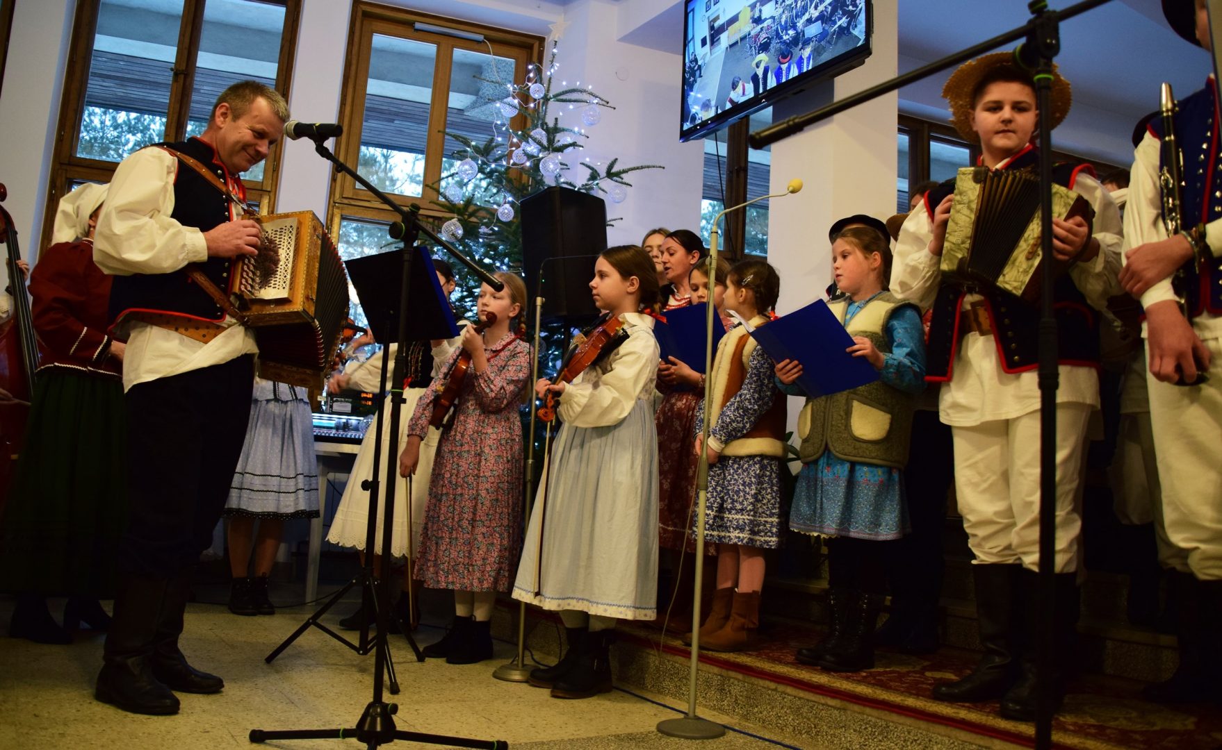 Gabryś Tokarski, choroba Duchenne’a,Dziecięcy Zespół Regionalny ,,Pogórzańskie Dzieci”, koncert charytatywny, Orkiestra Dęta z Florynki