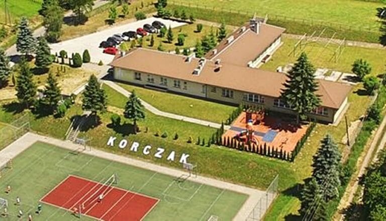 Gmina Gródek nad Dunajcem. Przekształcenia szkół nie będzie. Rozmowy też nie