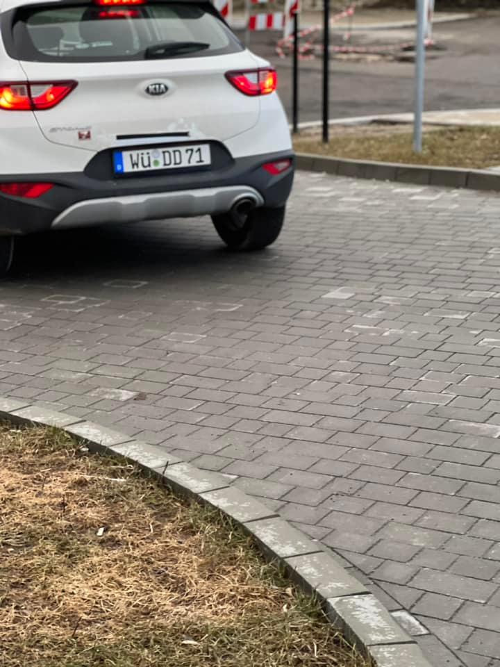 napad na lombard Krzysiek w Nowym Sączu, broń, napad