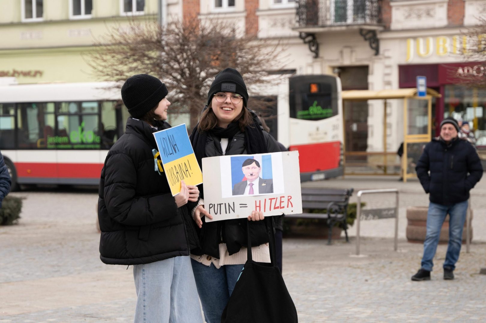 sądecki łańcuch solidarności z Ukrainą
