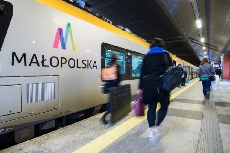 Dwa pociągi z Małopolski czekają na uchodźców z Ukrainy
