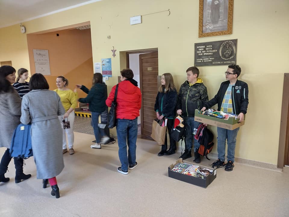 Szkolne Koło Wolontariatu ze Szkoły Podstawowej im ks. Kard. Stefana Wyszyńskiego w Nowej Wsi