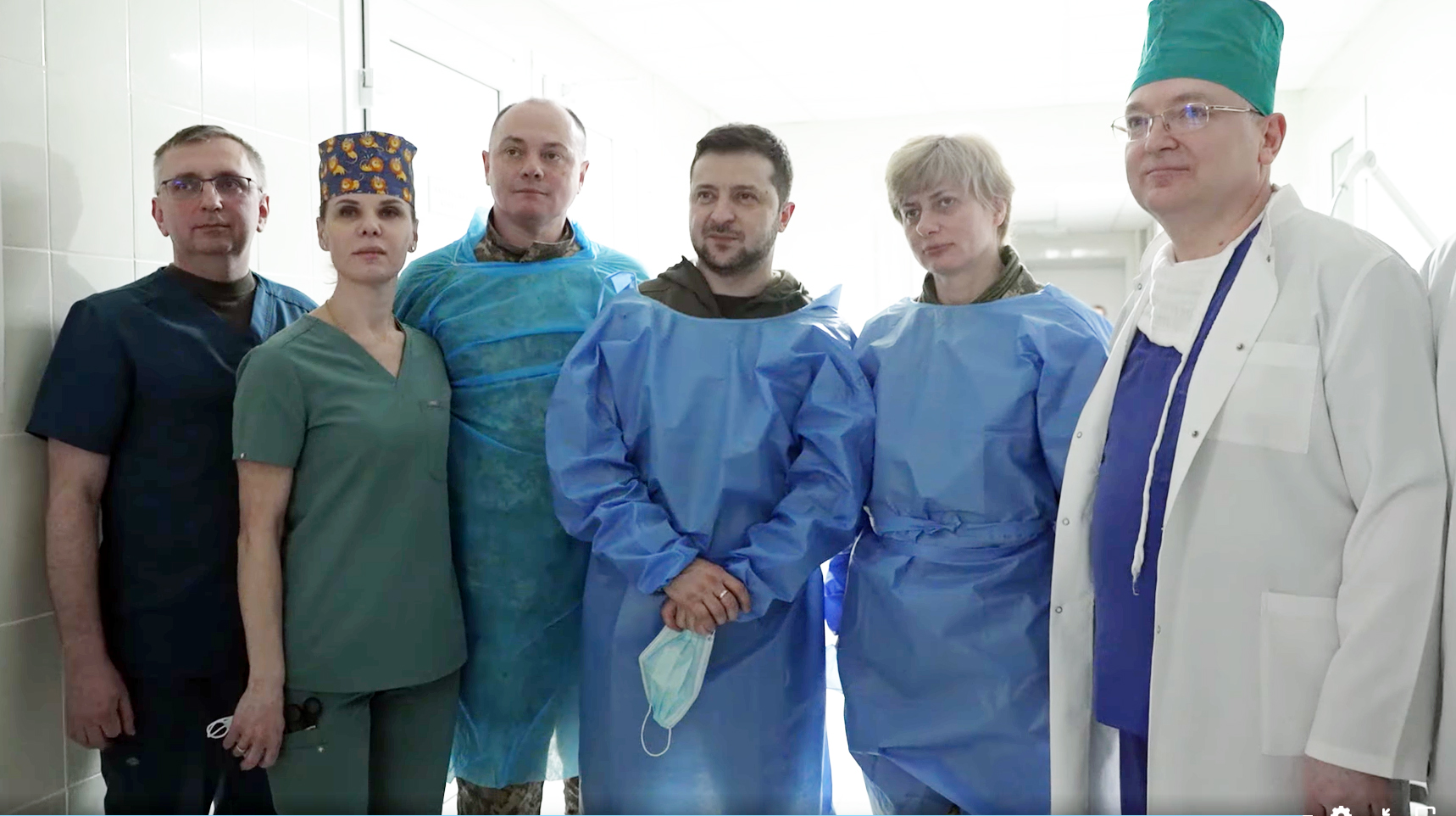 Wołodymyr Zełenski w szpitalu w Kijowie