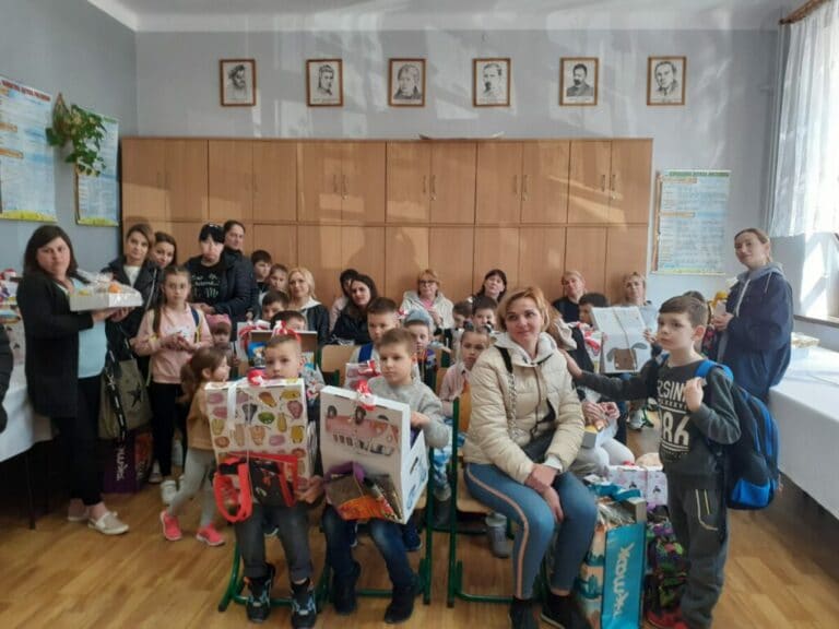 Stary Sącz. Ukraińscy uczniowie dostali prezenty z USA