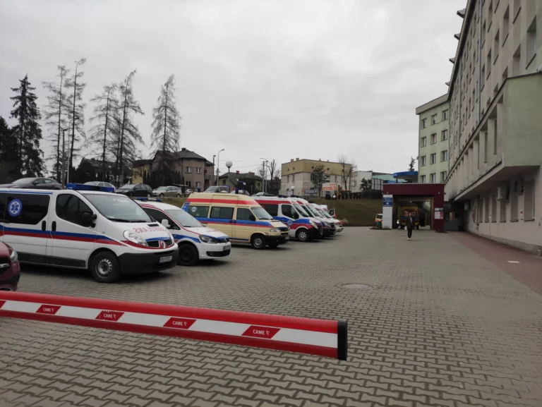 Nowy Sącz. Odwiedziny w szpitalu możliwe, ale zgodnie z nowymi zasadami