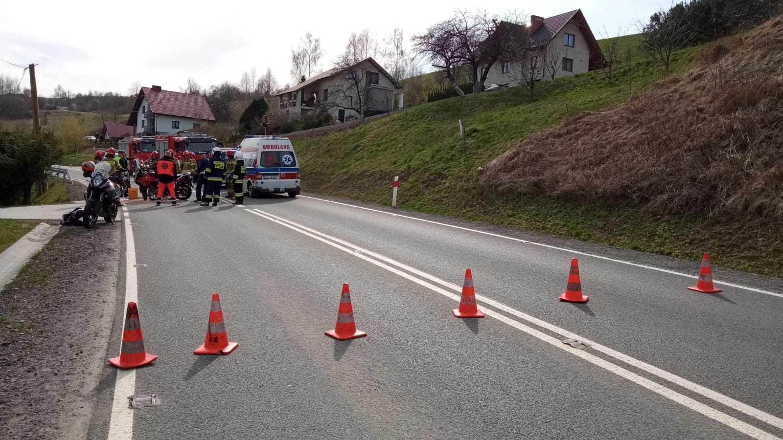 kolizja karetki z motocyklem