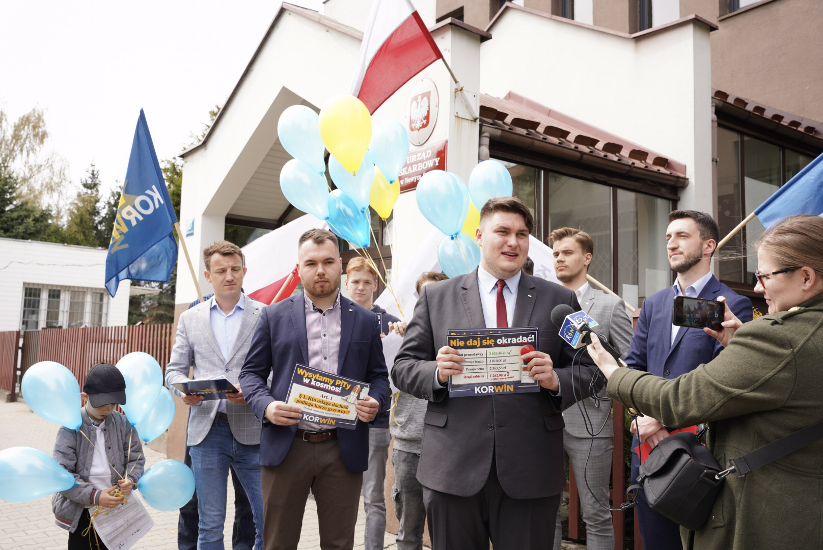 Dawid Sobarnia, Korwin, Krzysztof Rzońca, Nowy Sącz, PIT, Ryszard Wilk, Urząd Skarbowy