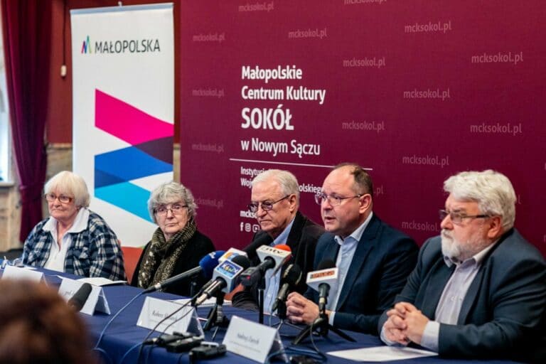 MCK Sokół: Powstanie Monografia Lachów Sądeckich