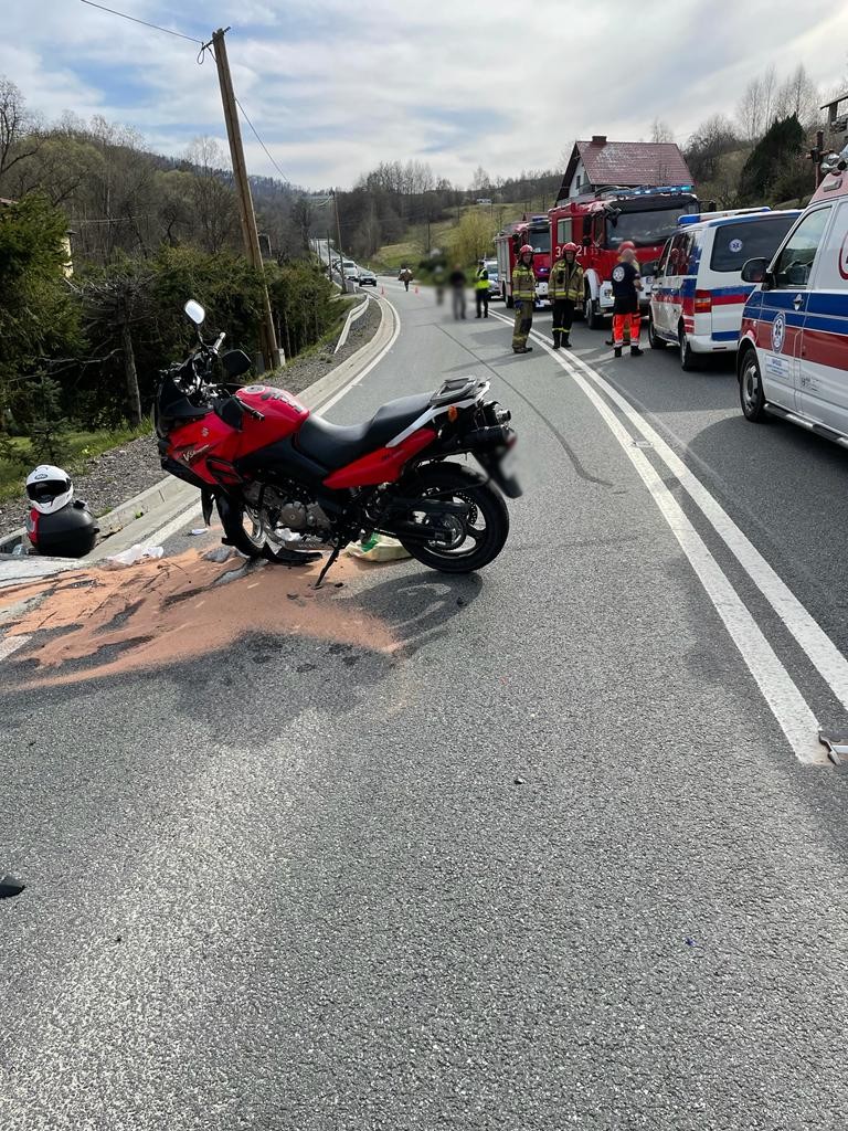 kolizja karetki z motocyklem