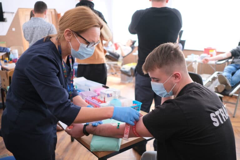 23,85 litra bezcennego lekarstwa dzięki strażackiej akcji