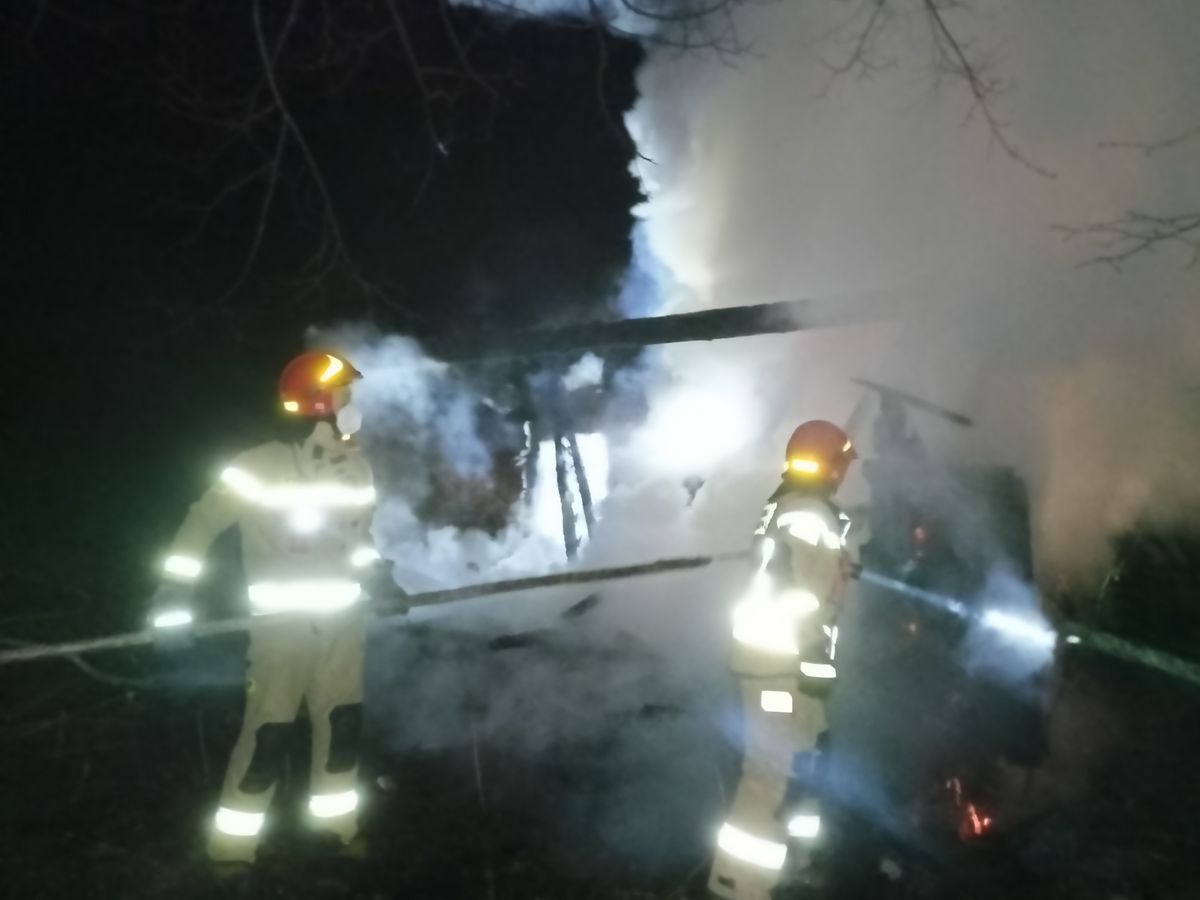 Sucha Struga - pożar budynku gospodarczego
