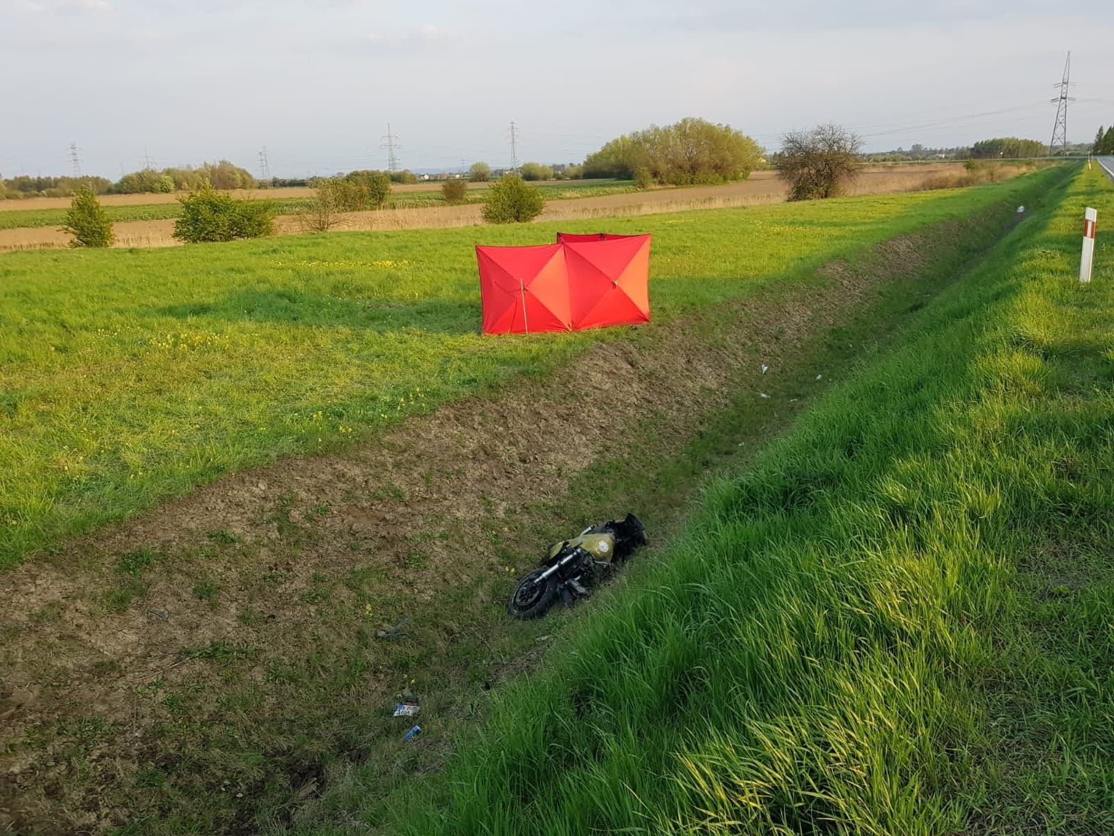 Radłów, wypadek motocyklisty, 37-latek z Bobowej